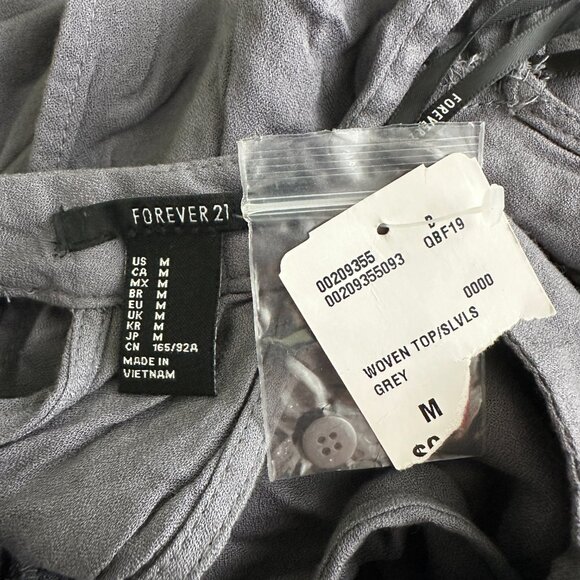 2/$24 NWT Forever 21 Woven Sleeveless Halter Top Gray Medium #A0606 TRB3 - Picture 5 of 7